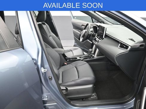 Used 2023 Toyota Corolla Cross AWD Hybrid w/ Convenience Package image 34
