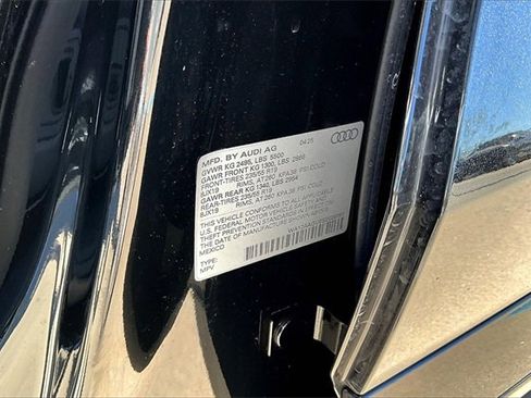 Used 2025 Audi Q5 Premium Plus w/ Premium Plus image 35