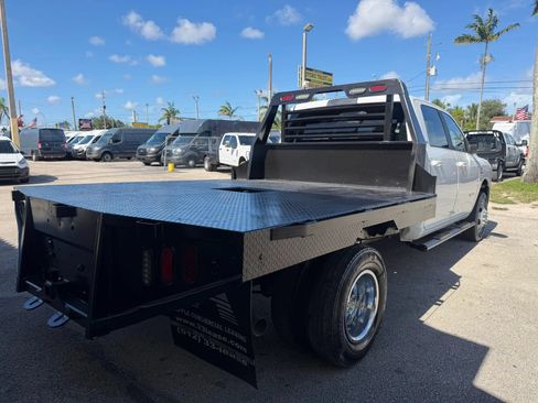 Used 2020 RAM 3500 4x4 Crew Cab SLT DRW w/ Quick Order Package 2YG SLT image 5