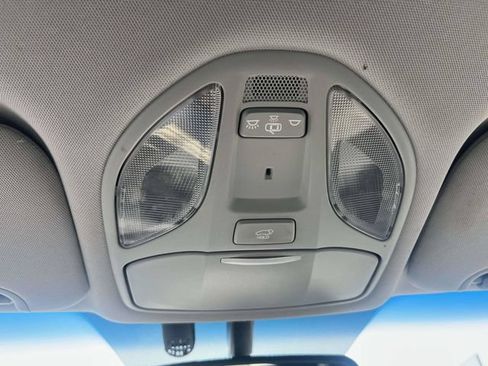 Used 2017 Hyundai Santa Fe Sport FWD image 31