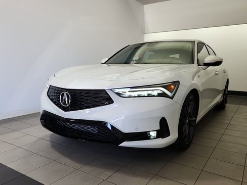 Used 2023 Acura Integra A-Spec image 2