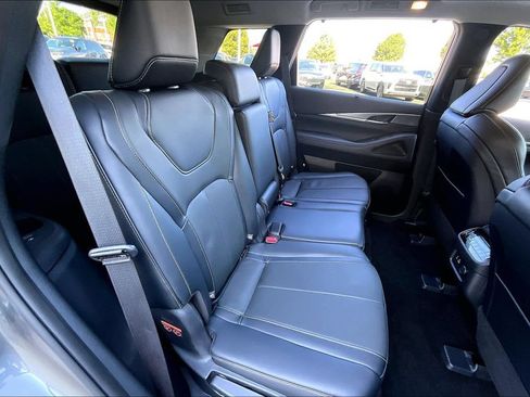 Certified 2023 INFINITI QX60 Luxe w/ Cargo Package AWD/4WD image 30