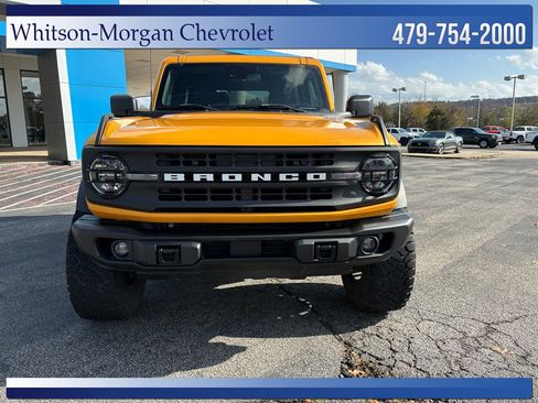 Used 2022 Ford Bronco Black Diamond image 2