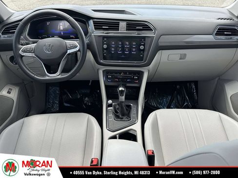 Used 2023 Volkswagen Tiguan SE FWD image 15