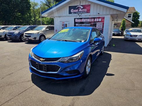 Used 2016 Chevrolet Cruze LT w/ Convenience Package FWD image 4