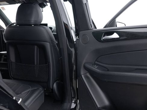 Used 2019 Mercedes-Benz GLE 400 GLE 400 4MATIC AWD 4dr SUV image 30