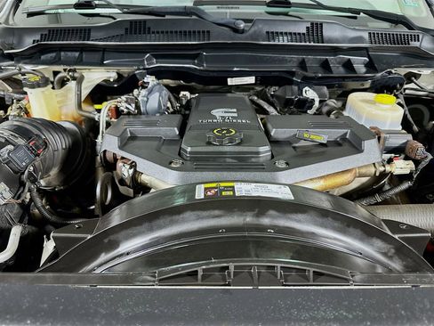 Used 2016 RAM 3500 Tradesman w/ Chrome Appearance Group image 15