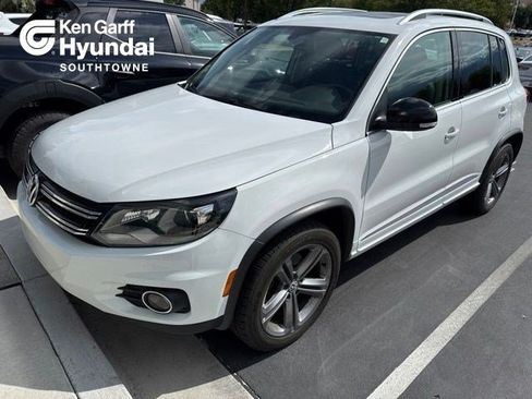 Used 2017 Volkswagen Tiguan Sport AWD/4WD image 1