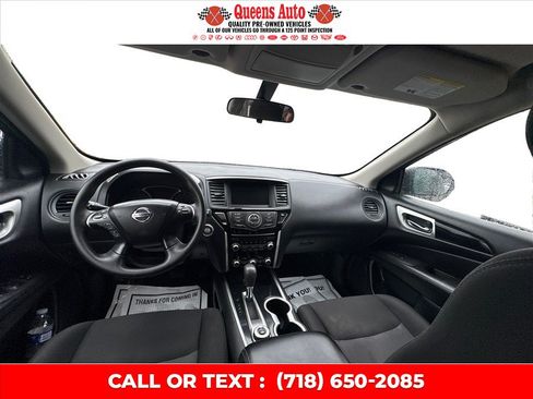 Used 2019 Nissan Pathfinder S AWD/4WD image 24