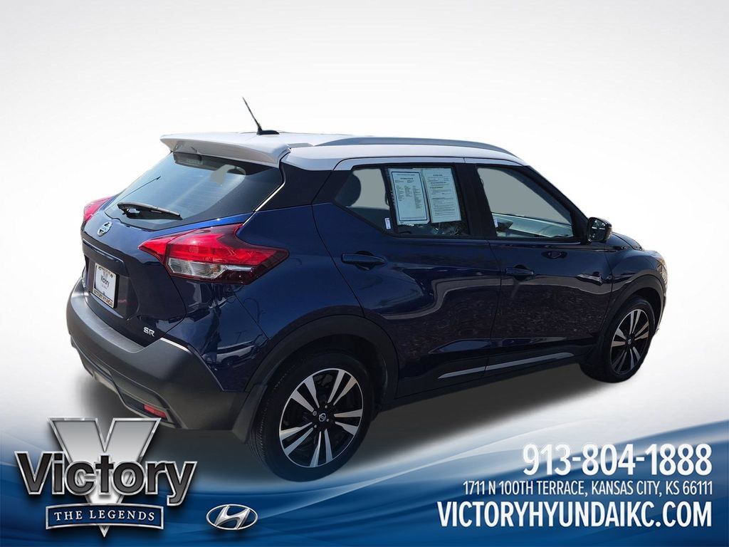 Used 2019 Nissan Kicks SR FWD image 5