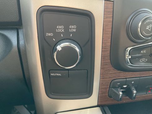 Used 2017 RAM 2500 Laramie w/ Sport Appearance Group image 11