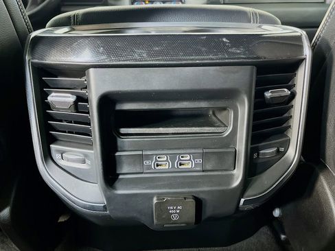 Used 2022 RAM 1500 Laramie AWD/4WD image 33