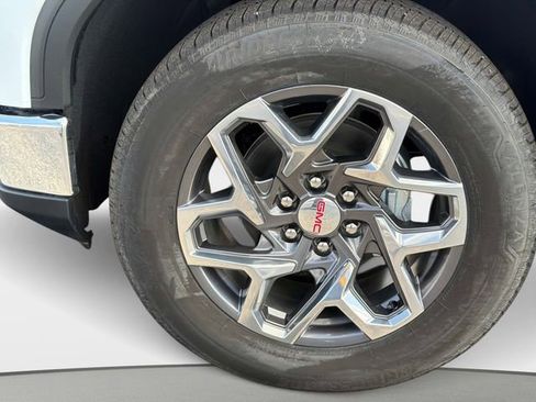 New 2026 GMC Sierra 1500 SLT w/ SLT Premium Plus Package AWD/4WD image 10