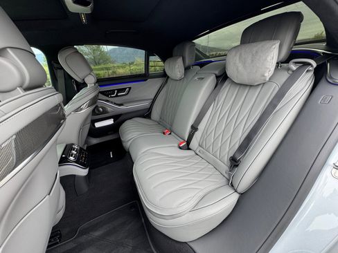 Used 2025 Mercedes-Benz S 63 AMG S image 16