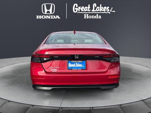 Certified 2025 Honda Accord LX image 5