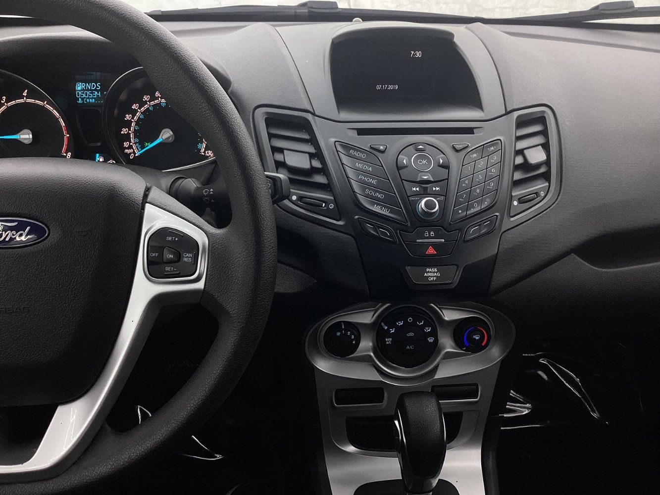 Used 2019 Ford Fiesta SE FWD image 32