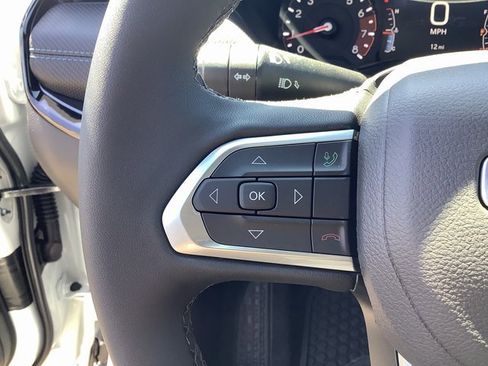 New 2025 Jeep Compass Latitude w/ Sun & Sound Group image 13