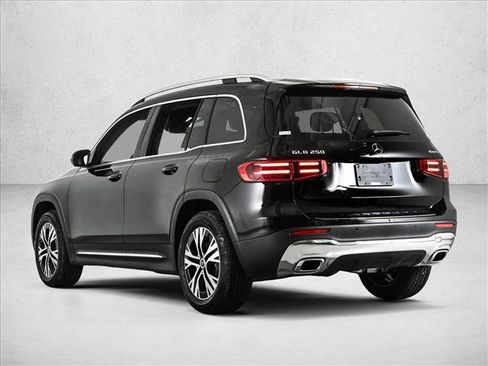 New 2026 Mercedes-Benz GLB 250 4MATIC image 8