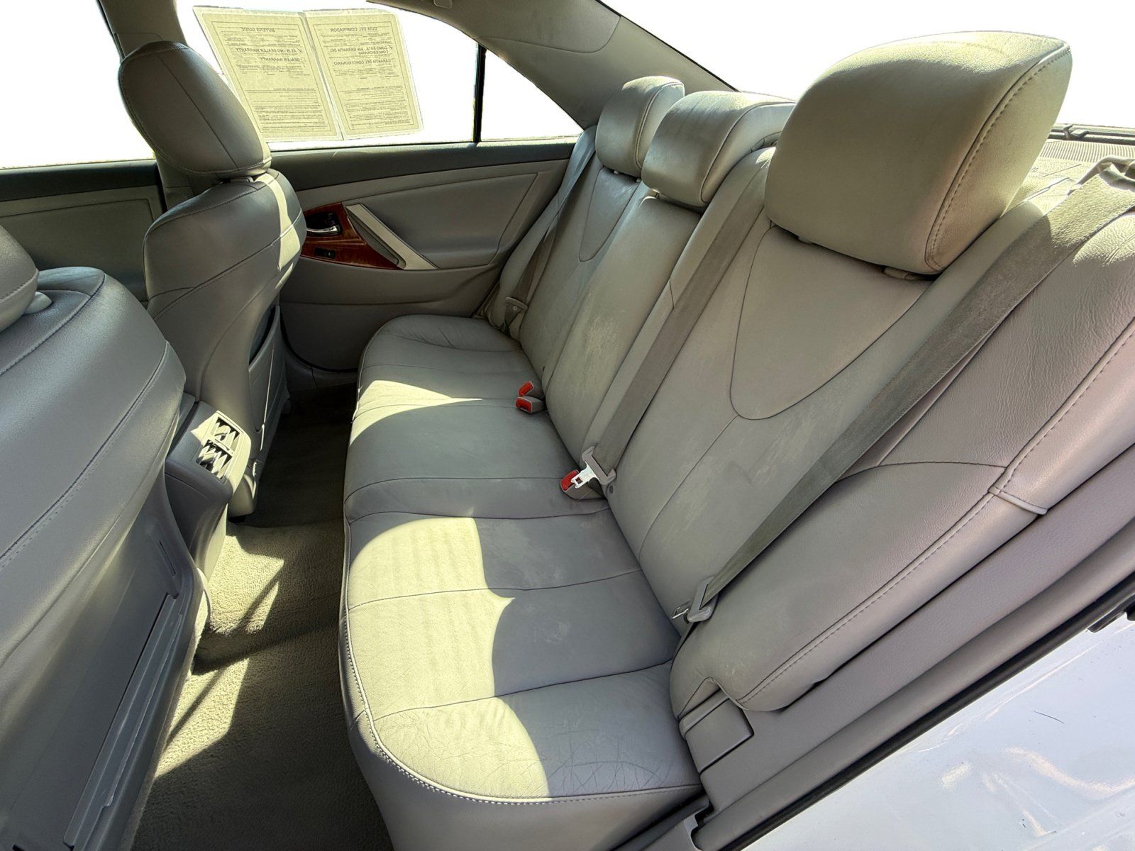 Used 2011 Toyota Camry XLE w/ XLE Extra-Value Pkg #2 FWD image 16