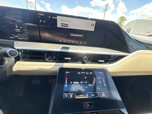 Used 2025 INFINITI QX80 Pure RWD image 13