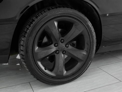 Used 2014 Dodge Challenger R/T image 39