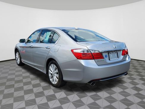 Used 2015 Honda Accord EX-L image 3