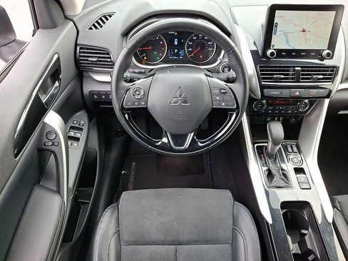 Used 2024 Mitsubishi Eclipse Cross SE image 6