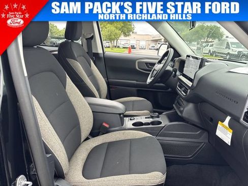 Used 2025 Ford Bronco Sport Big Bend AWD/4WD image 32
