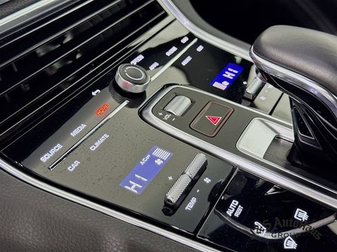 Used 2023 Porsche Panamera 4S image 20