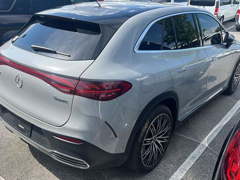 Used 2023 Mercedes-Benz EQE 500 4MATIC SUV image 8