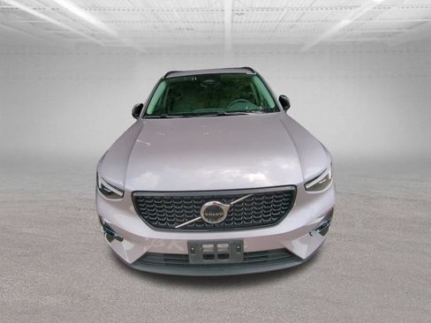 Used 2026 Volvo XC40 B5 Plus AWD/4WD image 12