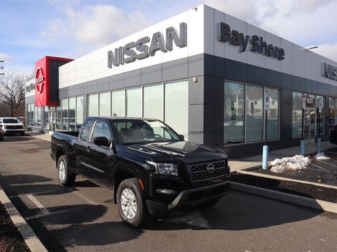 Certified 2024 Nissan Frontier SV w/ SV Convenience Package image 1