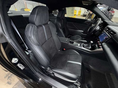 Used 2023 Toyota GR86 Premium w/ ALL Weather Mat Package (TMS) RWD image 15