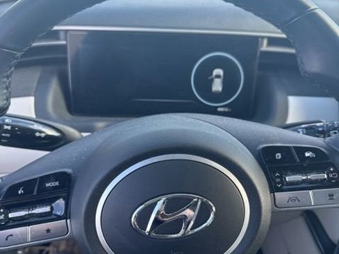 Used 2023 Hyundai Tucson SEL w/ Convenience Package image 2