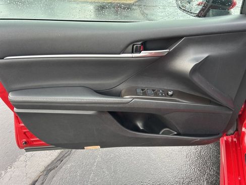 Used 2023 Toyota Camry XSE image 3