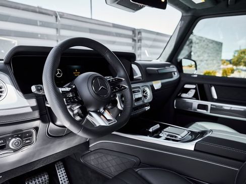 Used 2026 Mercedes-Benz G 63 AMG 4MATIC image 2