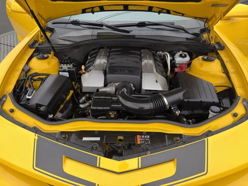 Used 2013 Chevrolet Camaro SS RWD image 23