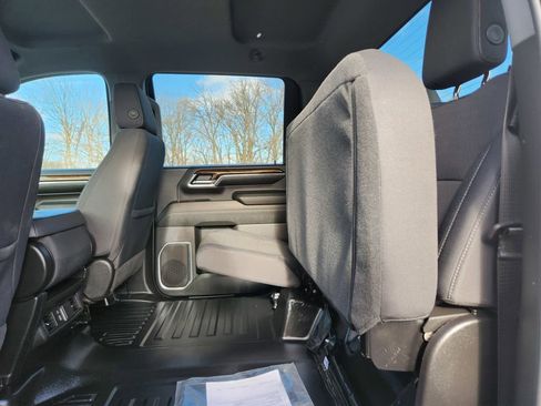 Used 2024 GMC Sierra 3500 SLE w/ SLE Convenience Package image 30