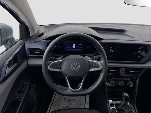 Used 2023 Volkswagen Taos SE w/ Panoramic Sunroof Package FWD image 22