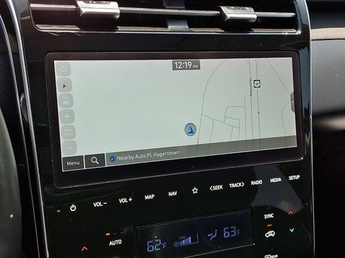 Used 2023 Hyundai Tucson Limited AWD/4WD image 17