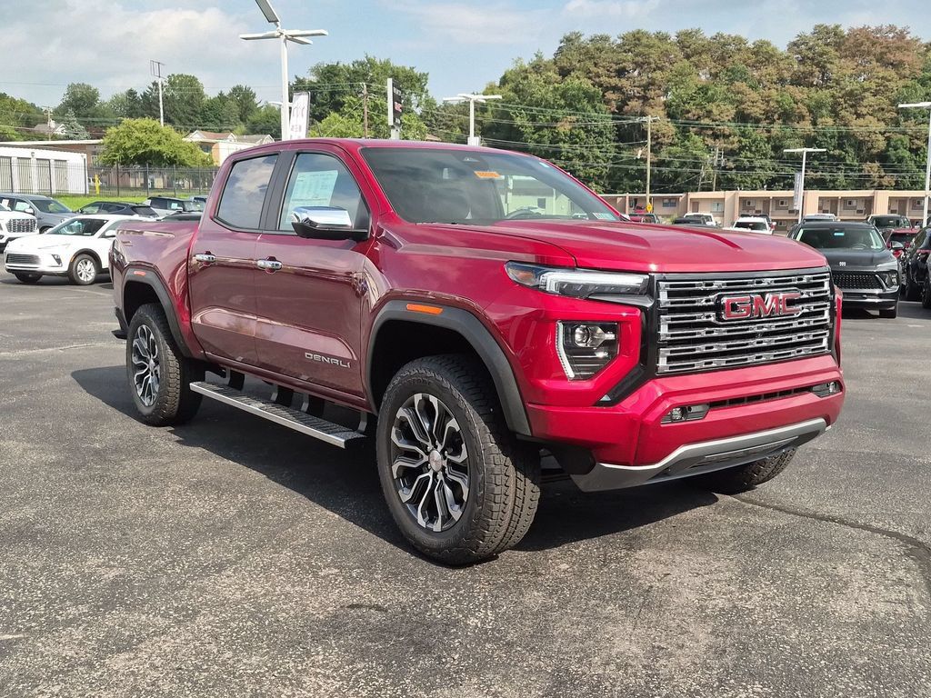 New 2026 GMC Canyon Denali AWD/4WD image 4