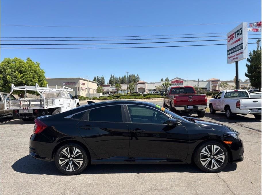 Used 2017 Honda Civic EX-T image 3
