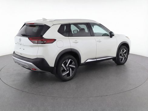 Used 2025 Nissan Kicks SV image 9