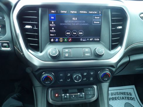 Used 2022 GMC Acadia AT4 AWD/4WD image 18