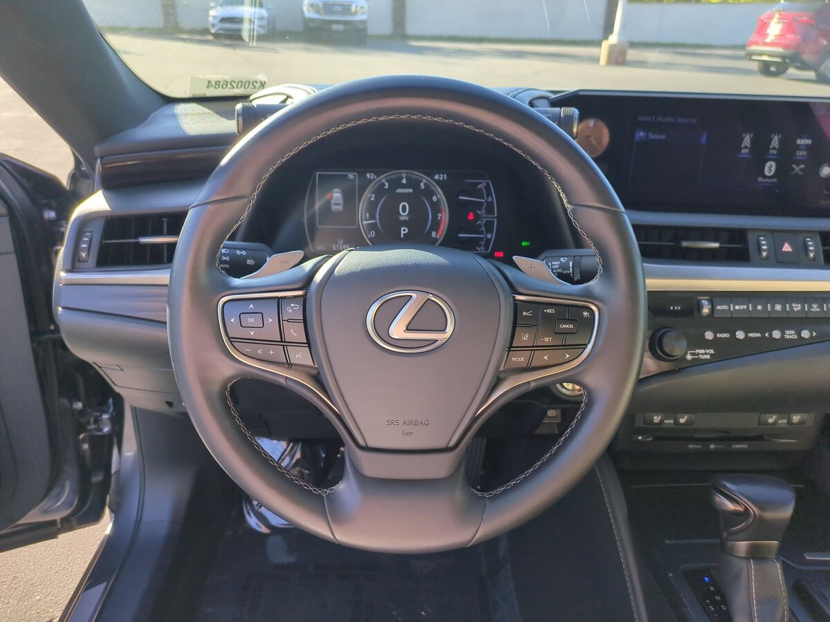 Used 2019 Lexus ES 350 w/ Premium Package FWD image 17
