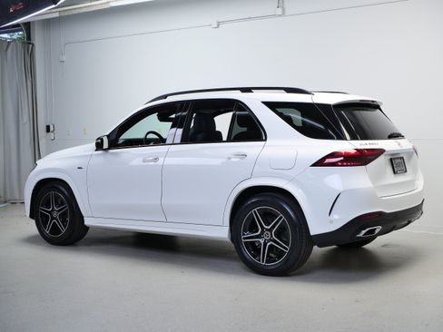 Certified 2025 Mercedes-Benz GLE 450e 4MATIC w/ AMG Line Exterior image 13