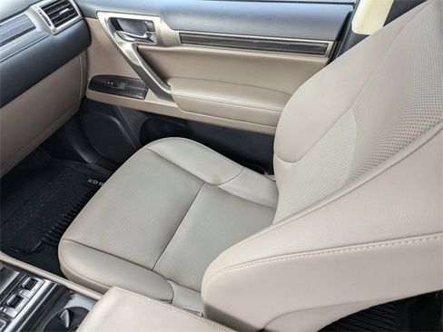 Used 2020 Lexus GX 460 Premium image 18