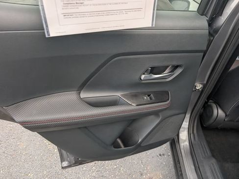 Certified 2025 Nissan Kicks SR AWD/4WD image 10