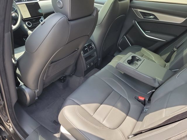 Used 2026 Jaguar F-PACE R-Dynamic S AWD/4WD image 14