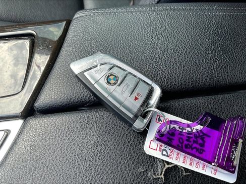 Used 2014 BMW 528i Sedan image 11